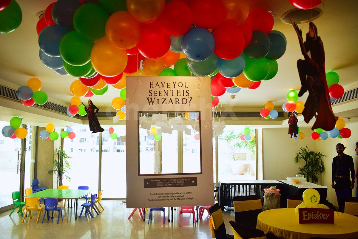 A Harry Potter-Themed Decor for your kid's birthday party.