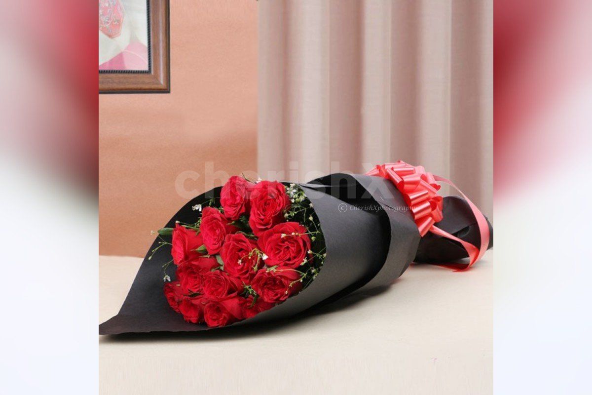 20 roses classic bouquet online delivery