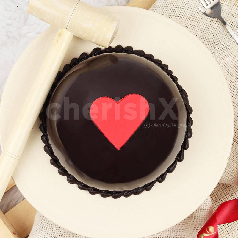 Red Velvet Pinata Cake