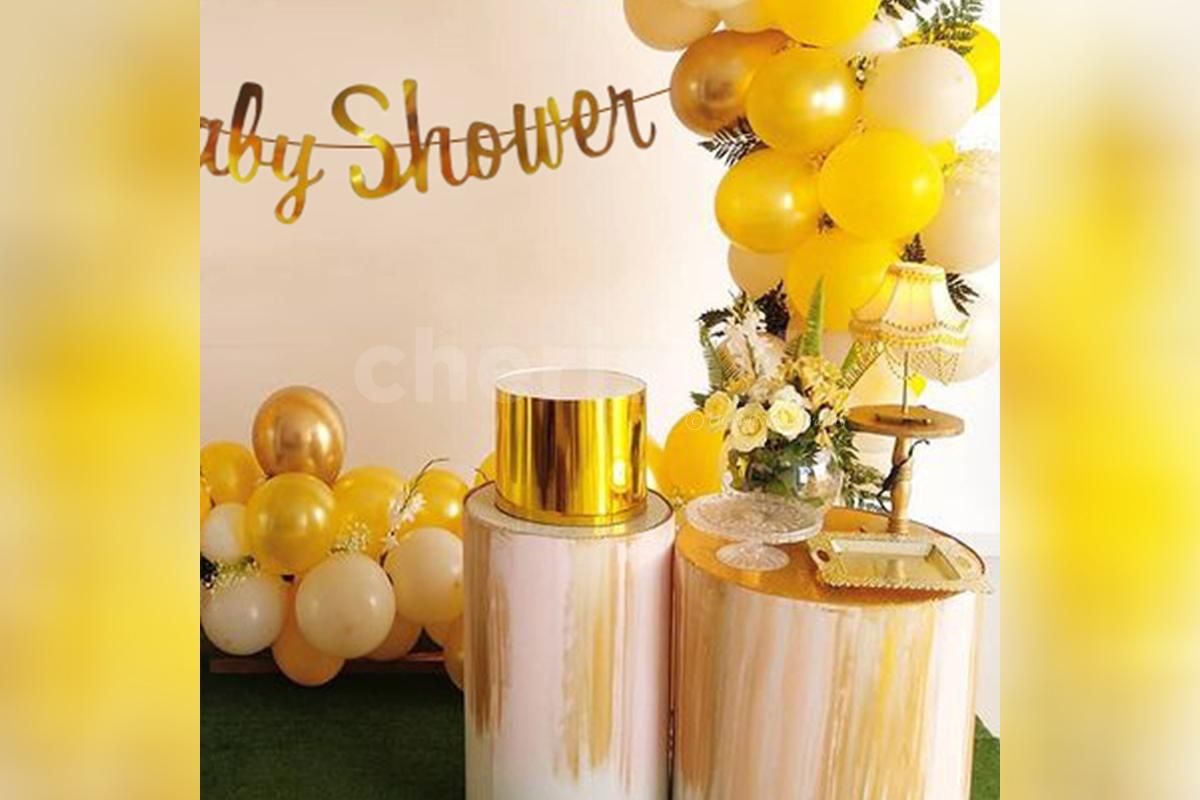 A wonderfully curated Gold Ring Balloon Baby Shower for your special celebrations!