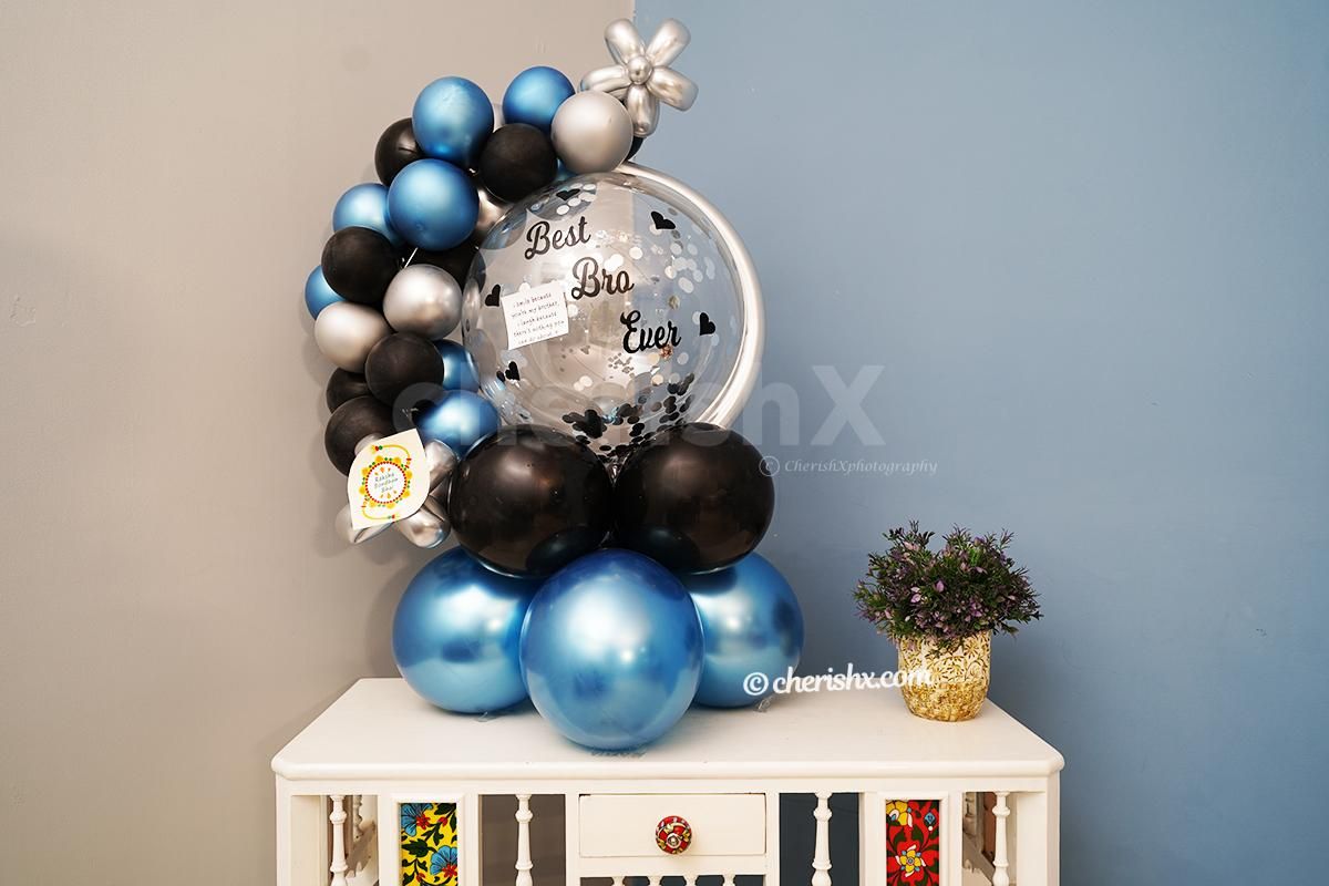 A Raksha Bandhan message attached with the Balloon Bouquet