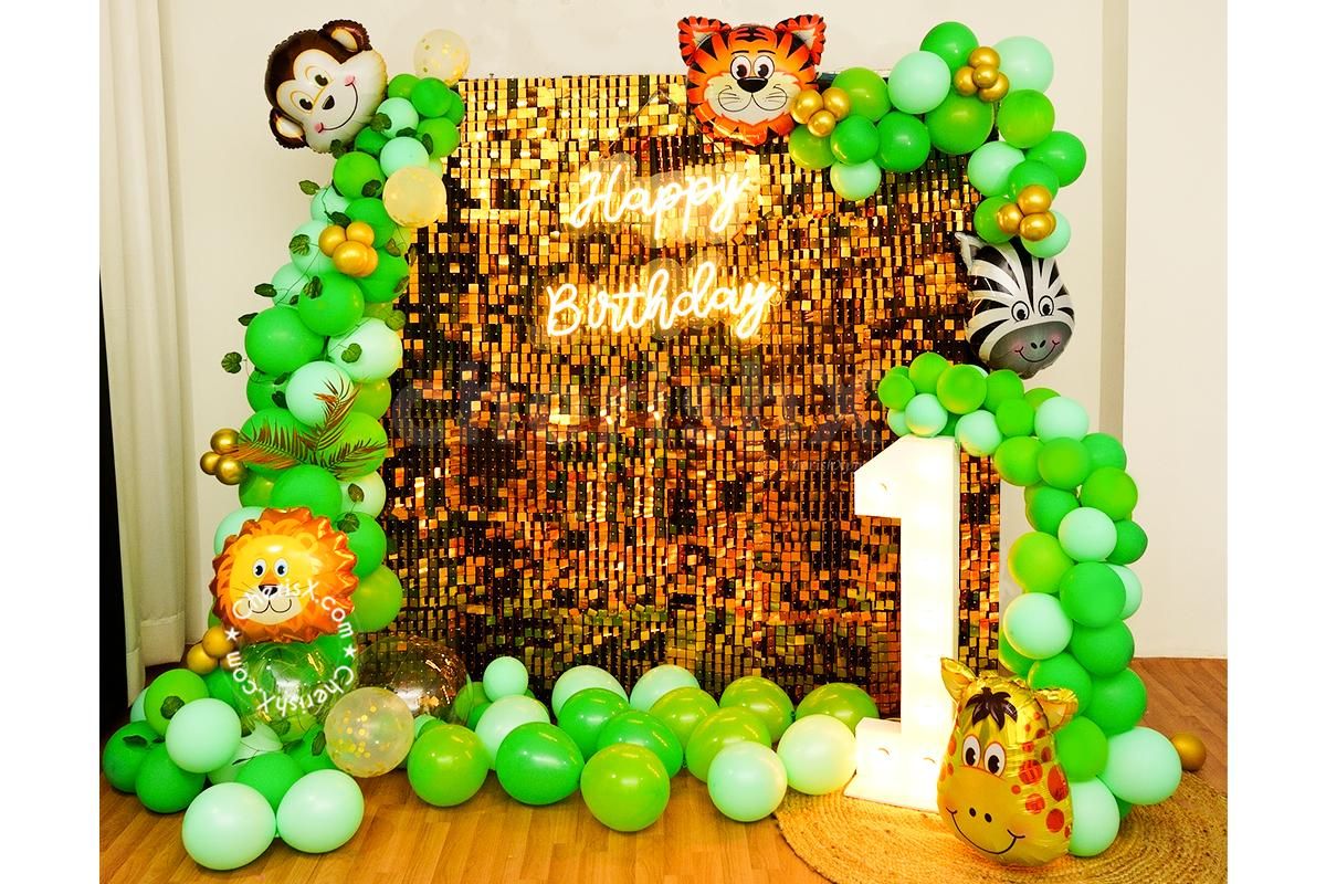 Book a Jungle theme Decor for your kids birthday in Delhi NCR.