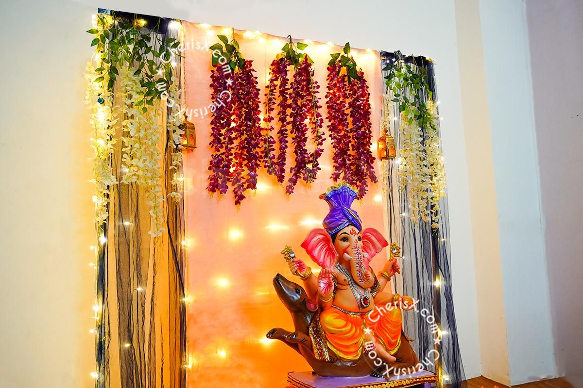 An Elegant Floral Ganpati Decor for the occasion of Ganesh Chaturthi!
