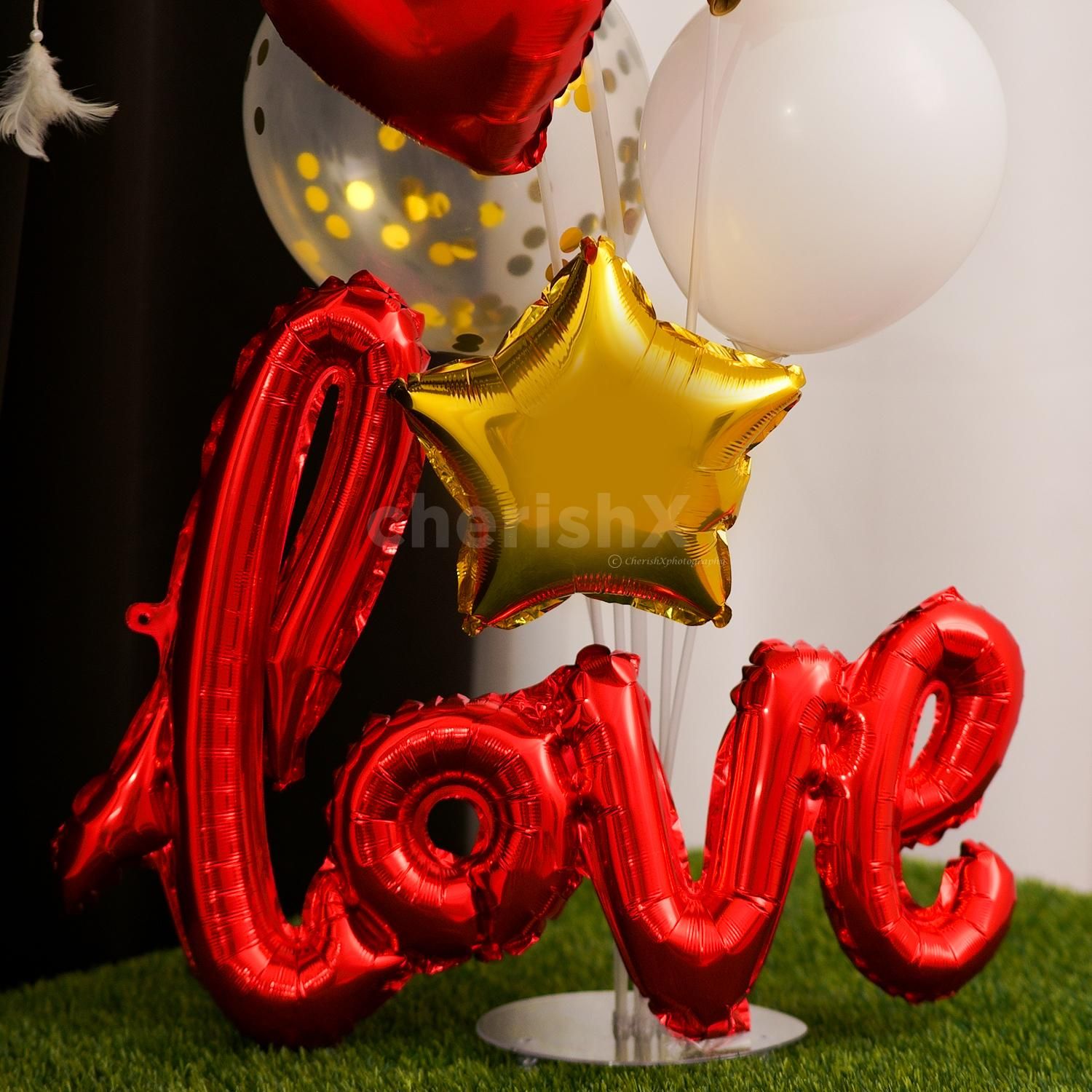 The special red and golden bouquet is a gift of a lifetime