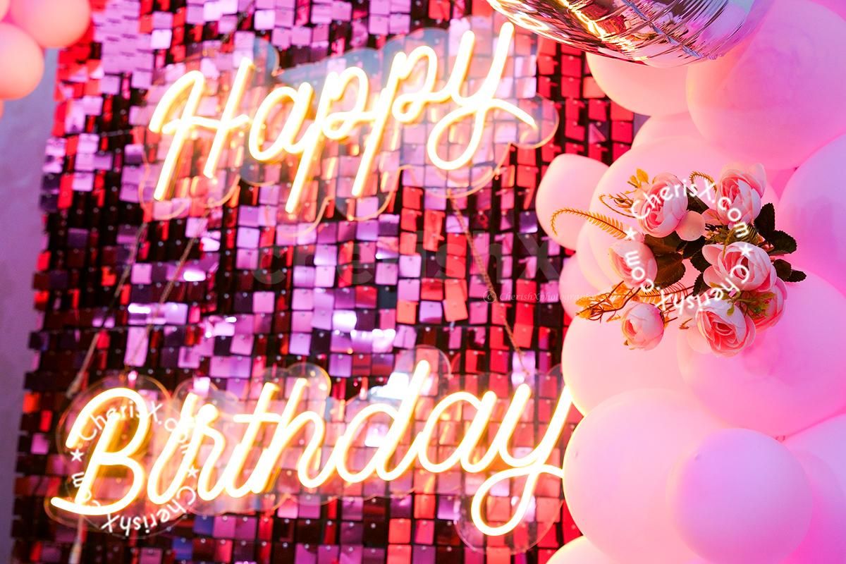 Give your child a memorable first birthday experience with these balloons!