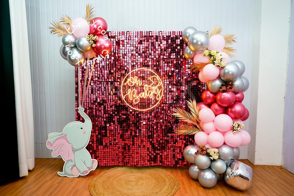 It's never too early to celebrate a new life, and these decorations are perfect!