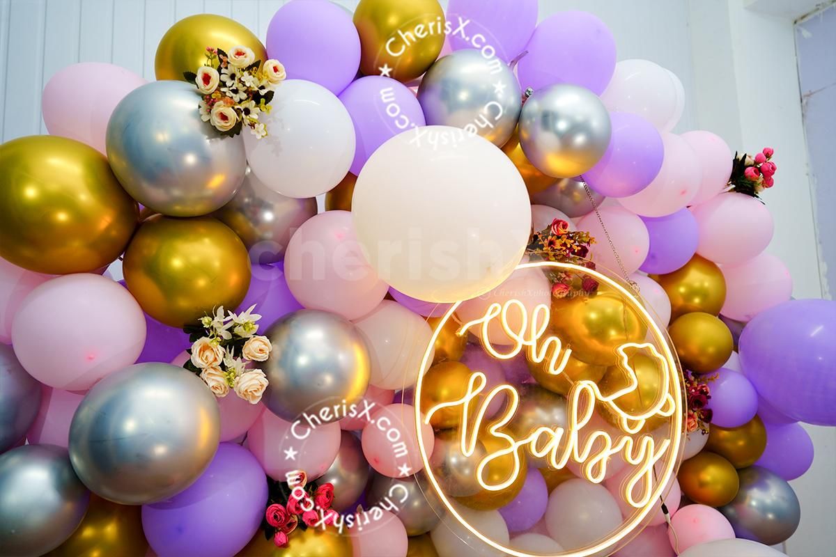 Artificial flowers have a totally different vibe and are a must-have at any party!