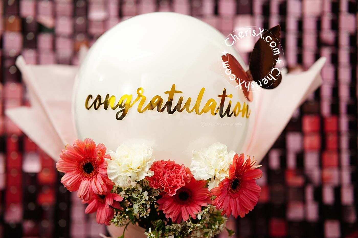 The bunch of flowers make the occasion fresh and welcoming