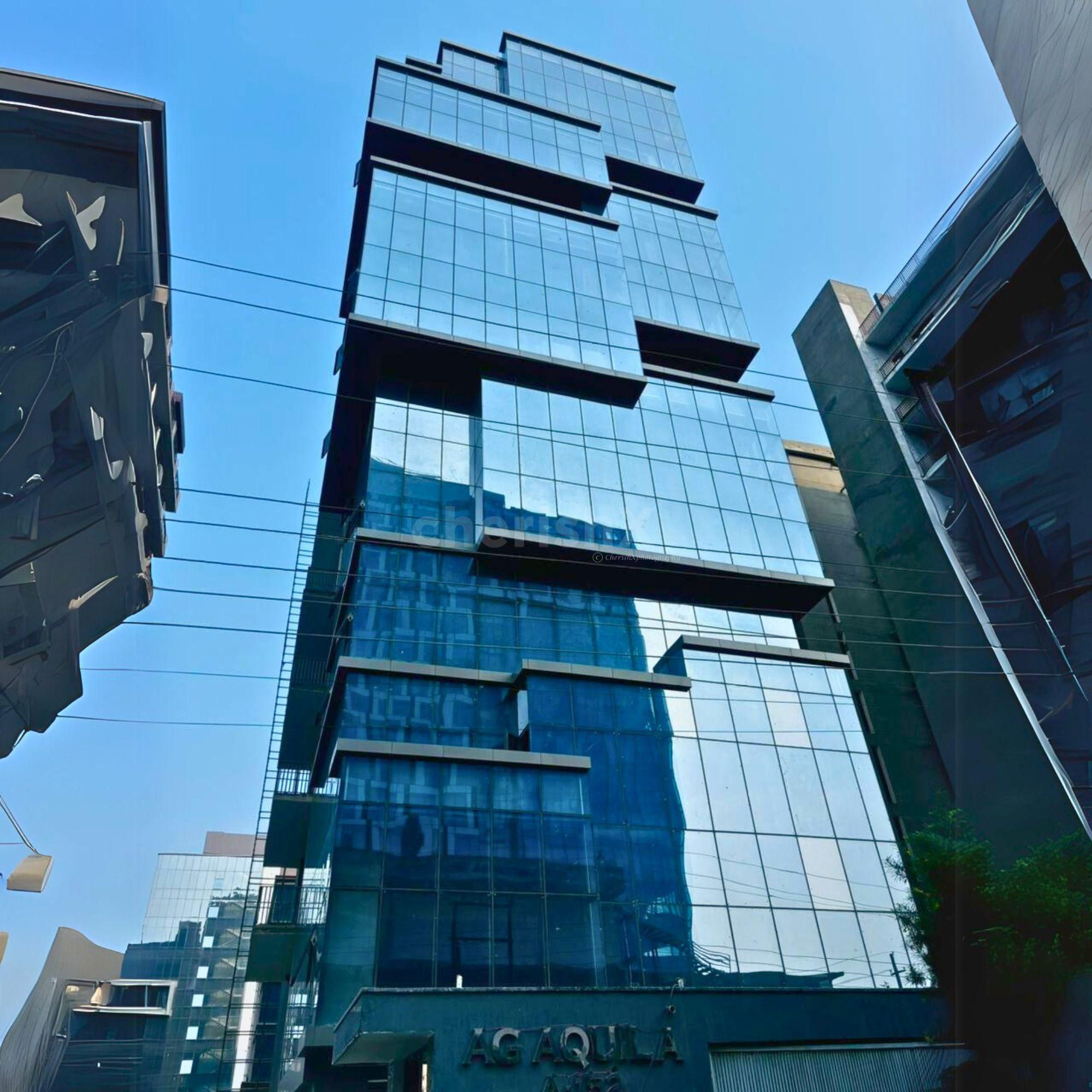 Unwind and relax in a luxurious studio room, your perfect romantic getaway