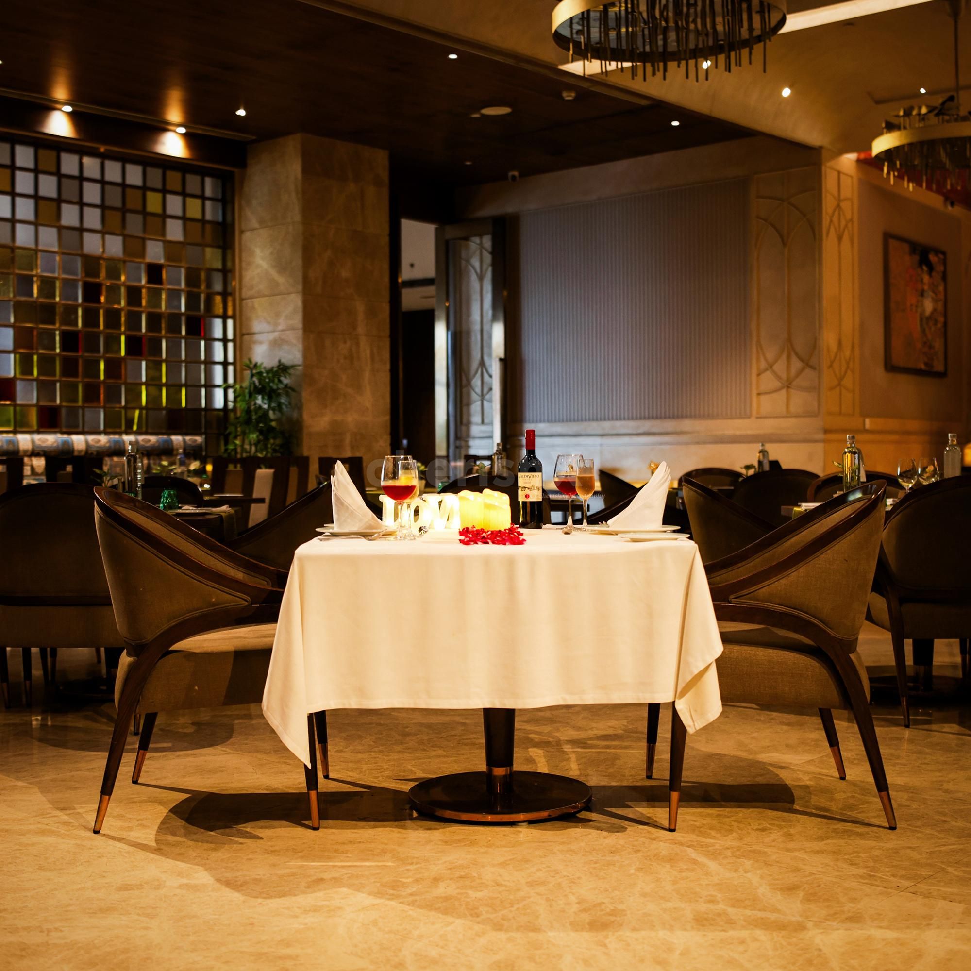 Romantic dining in noida, candlelight dining in delhi ncr