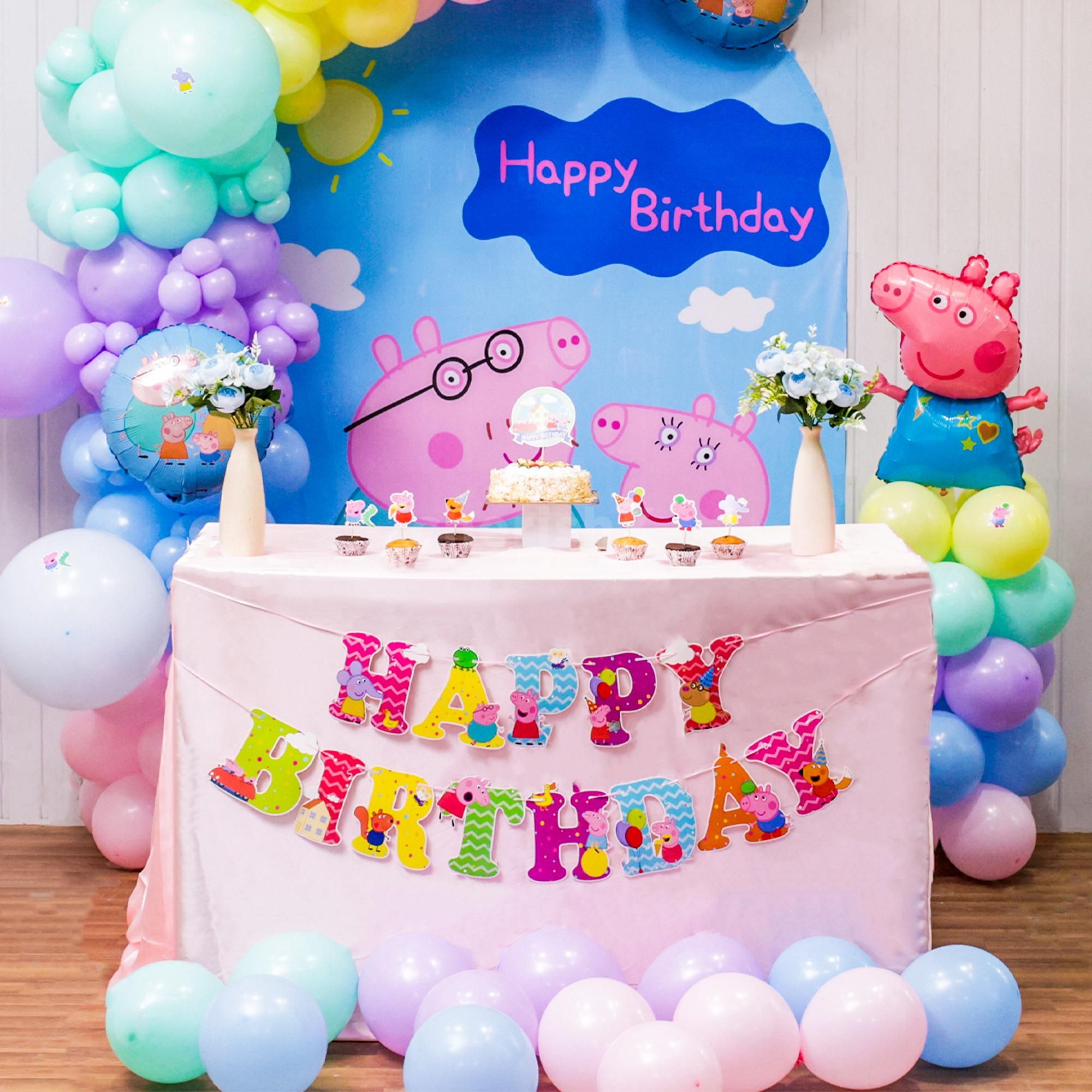 Peppa pig balloons shine bright in every insta worthy birthday photo