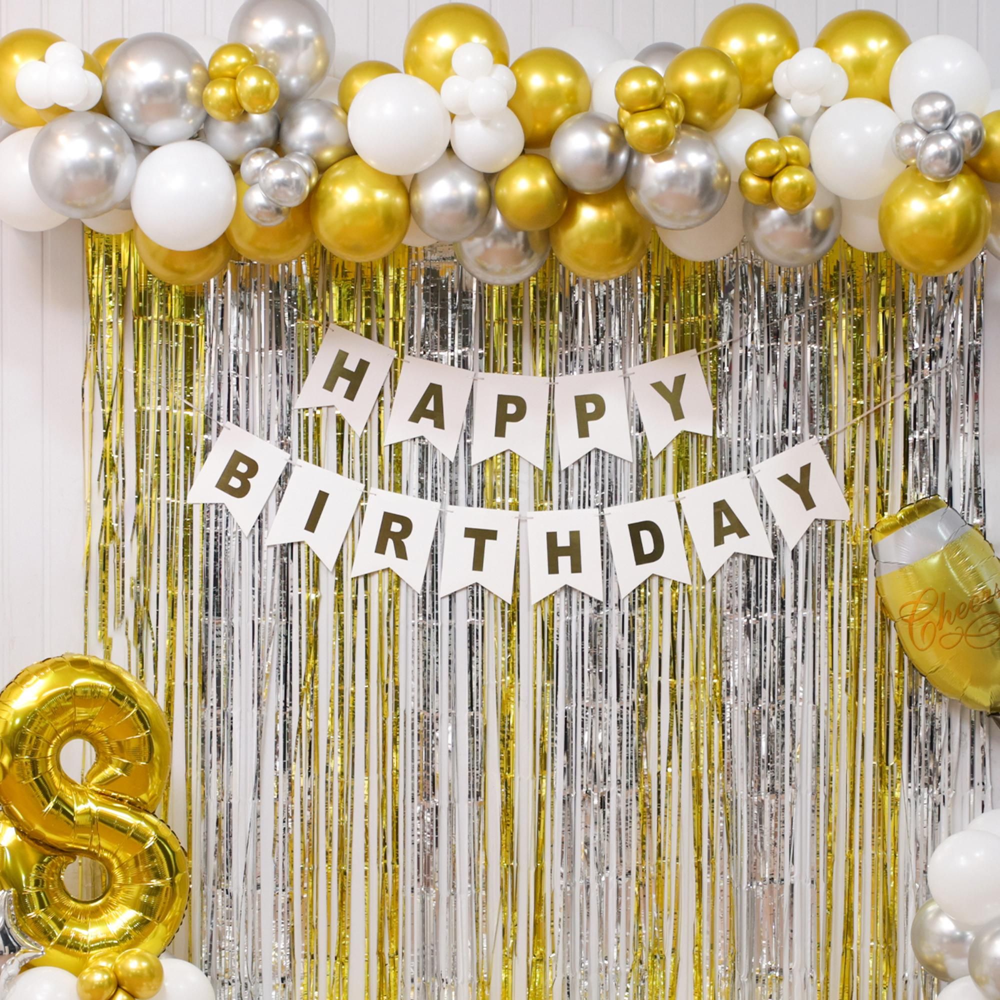 Add shimmer and sparkle to boring birthday decor in Delhi NCR with this setup