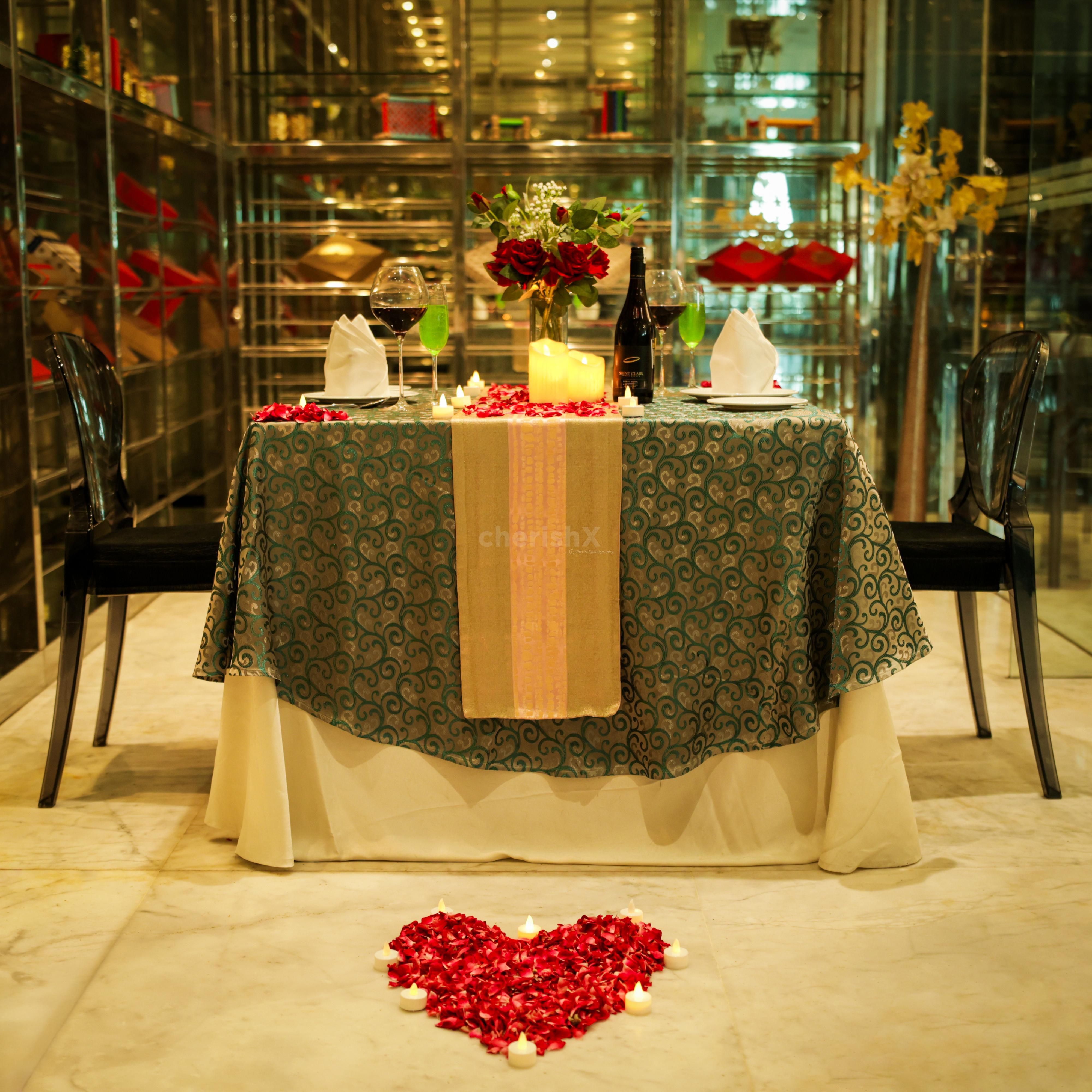private candlelight dining at radisson blu, delhi