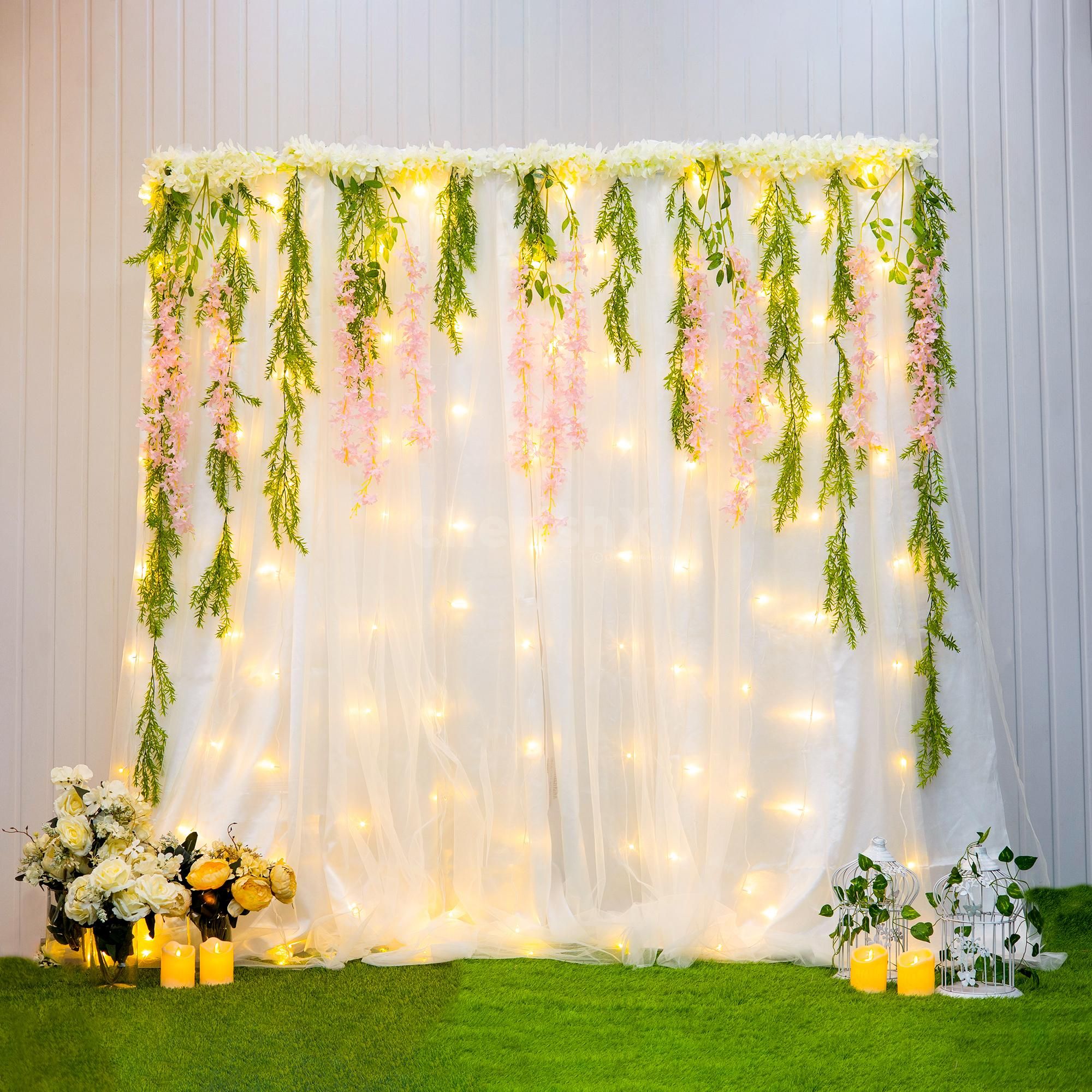 A radiant start in white and green