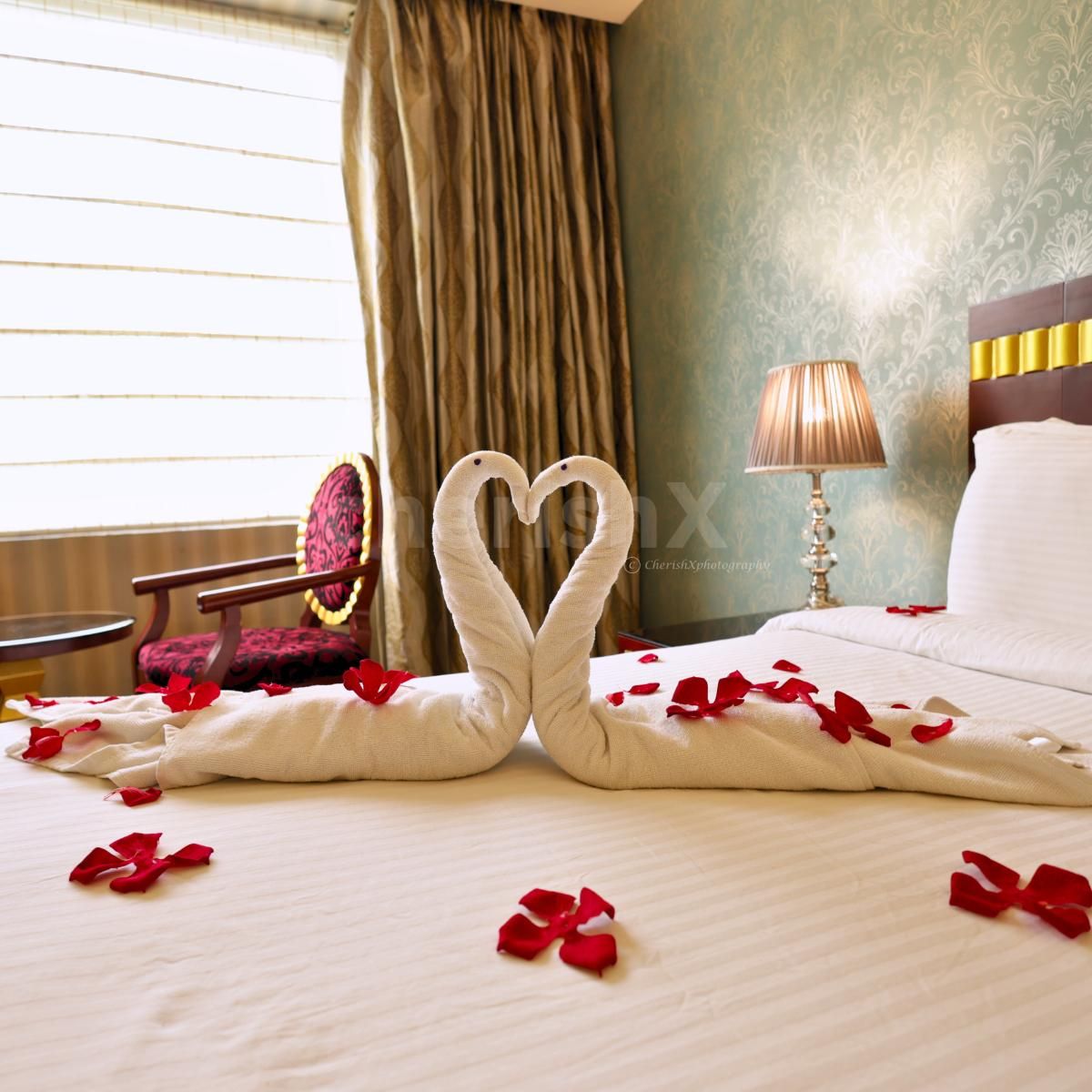 Stay for couples in a luxury resort in gurugram