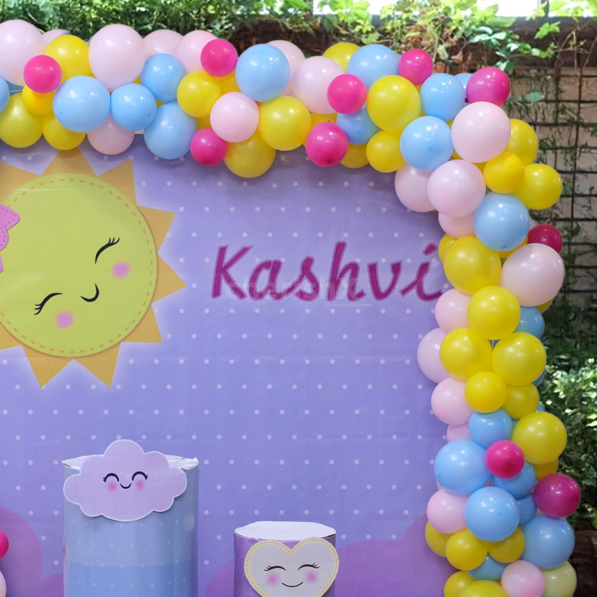 Light blue and blush tones are ideal for fun birthdays.