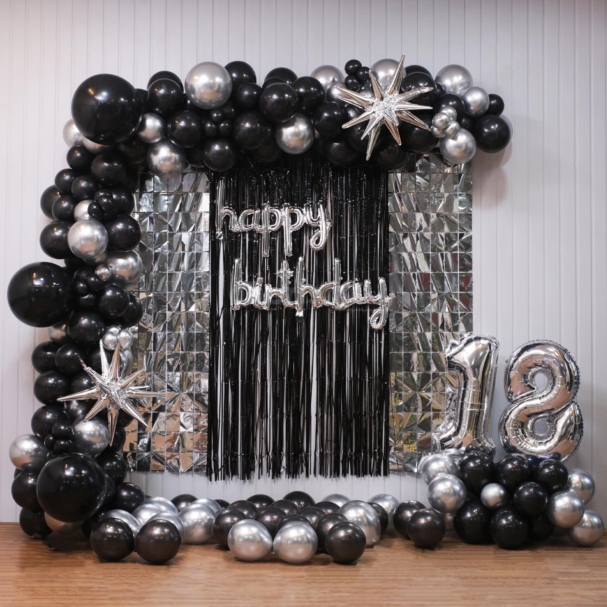 4D silver star foil balloons bring a celestial touch to the birthday decor