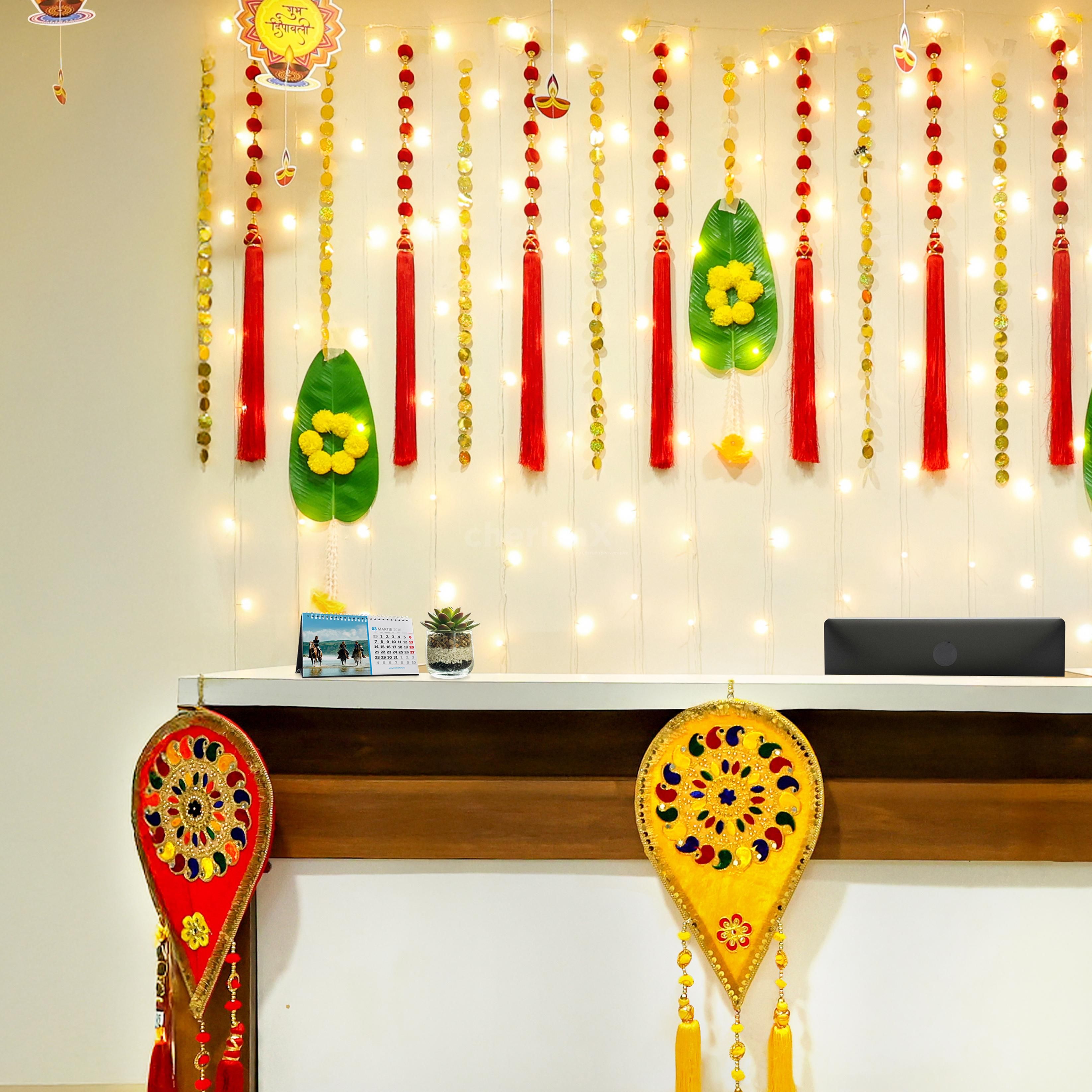 Danglers add motion, fun, and flow to the decoration when the breeze touches them.